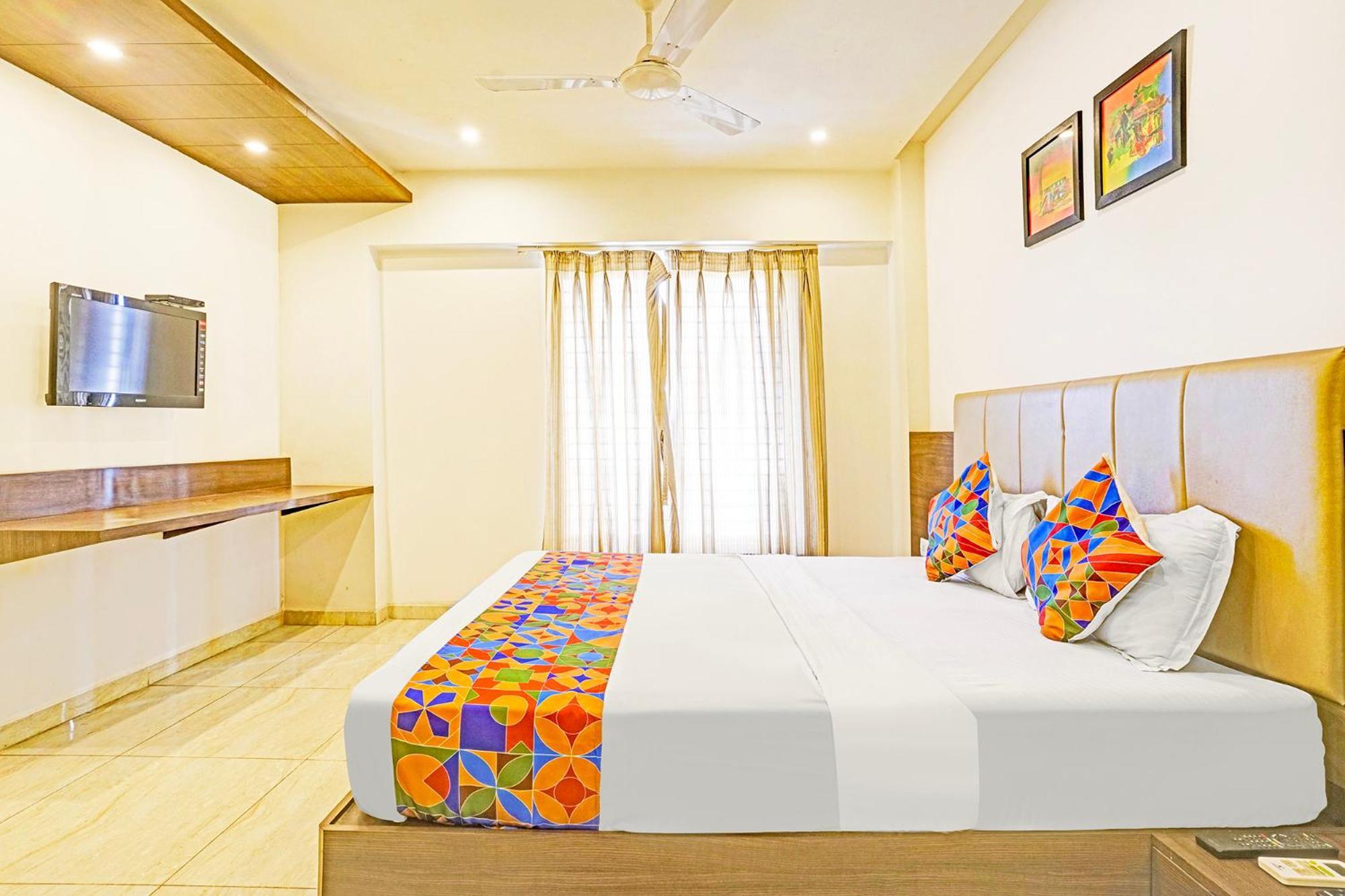 Fabhotel Prime Sky Light 바도다라 외부 사진