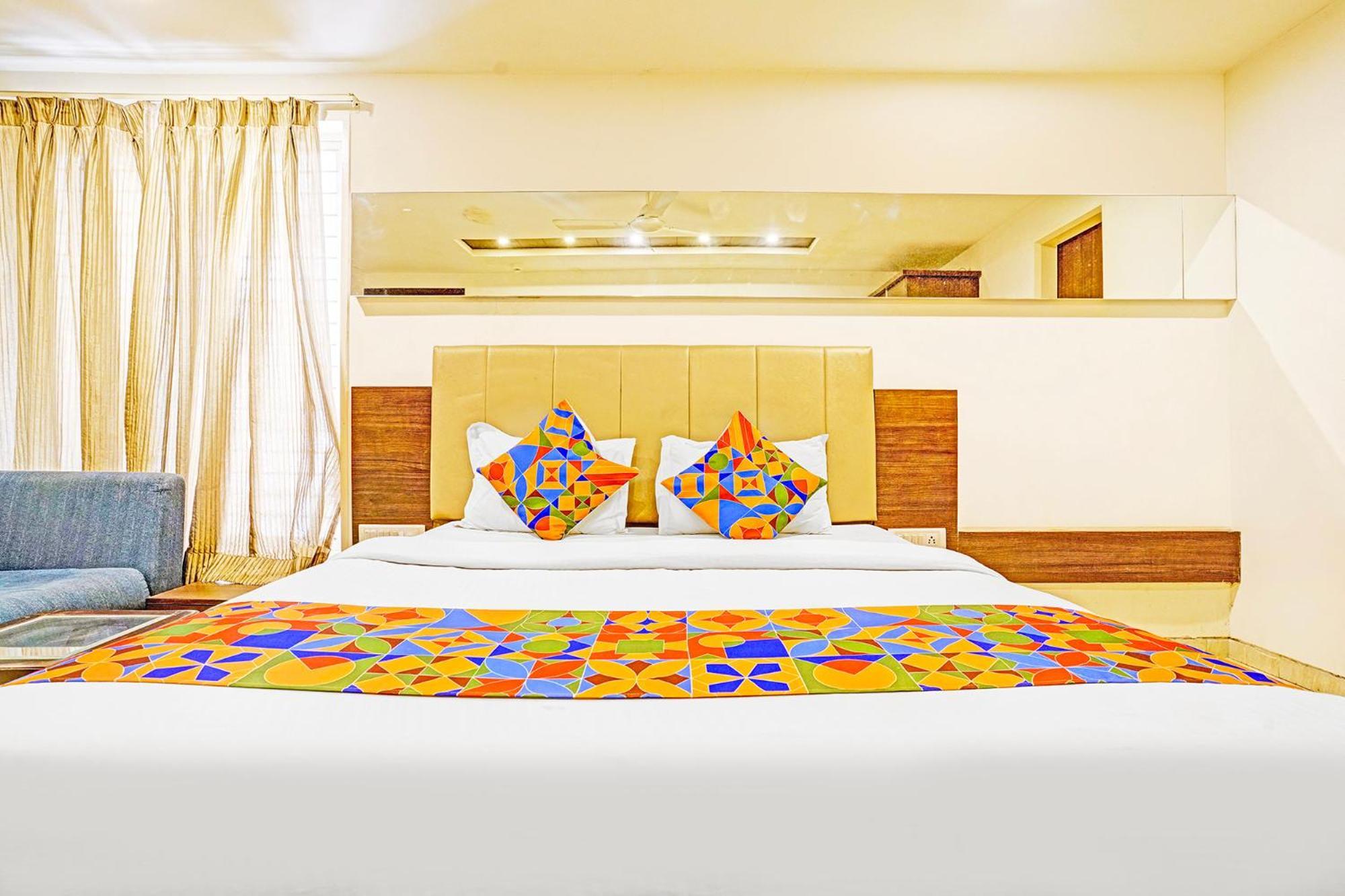 Fabhotel Prime Sky Light 바도다라 외부 사진